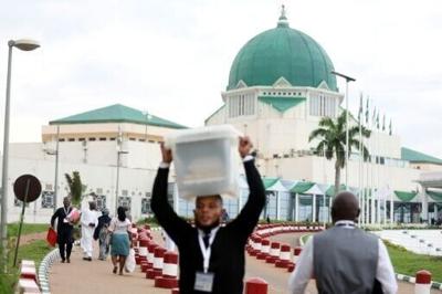 Court strikes suspension for Nigerian senator who complained of sexism