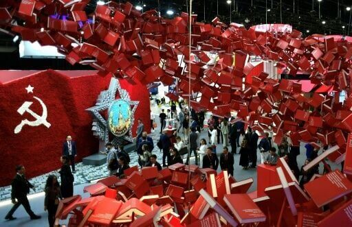 Putin T-shirts, robots and the Taliban -- but few Westerners at Russia's Davos