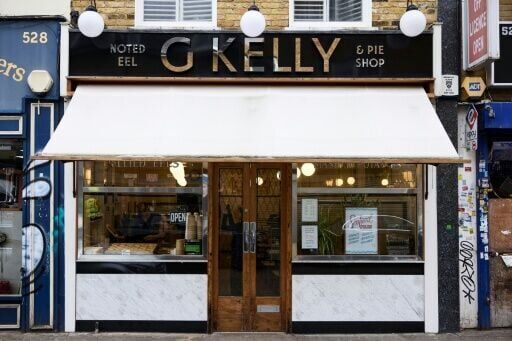 UK pie 'n' mash fans seek protected status for Cockney classic