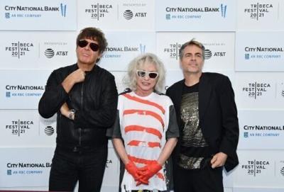 Clem Burke, drummer for Blondie, dies at 70
