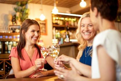Estrogen May Trigger Binge Drinking, Prelim Study Suggests