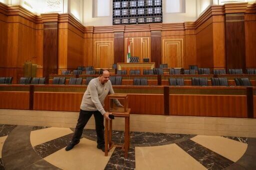 Lebanon army chief Aoun becomes president after two-year vacancy