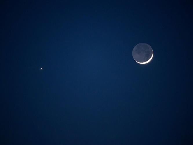 moonvenus_featured