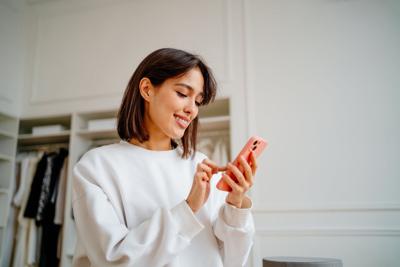 The Nerds explore how to save money when online shopping, when to use AI for financial planning and the logistics of lending money to a friend.