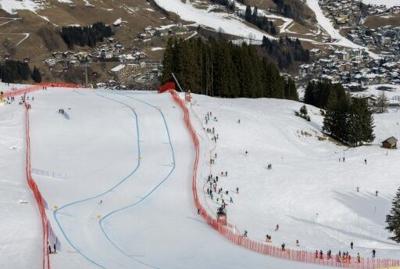 In warming world, skiing tries to stay snow white by going green
