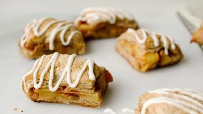 Recipe: Peaches and Cream Biscuits