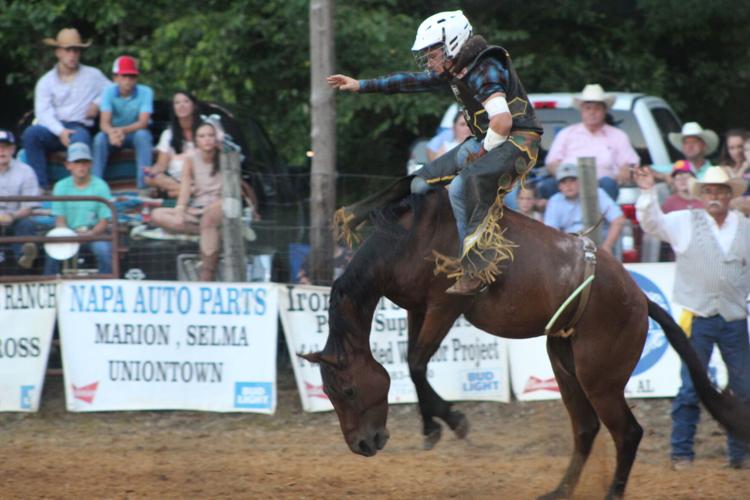 Marion Rodeo draws crowd to Perry County, photo gallery
