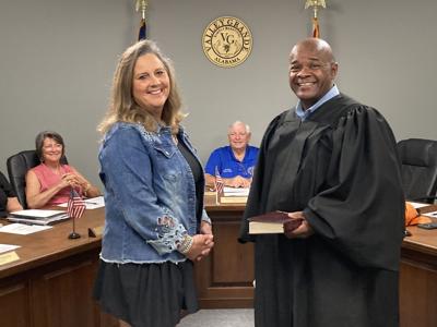 Tammy Troha Valley Grande City Council