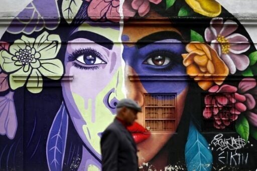 Colombia's decades of brutal internecine fighting and the presence of powerful cocaine mafias have cast a shadow over the campaign