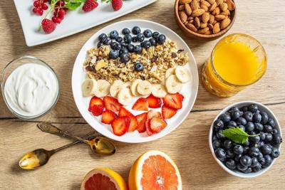 Big Breakfasts Help Keep Heart Patients Happy, Study Shows