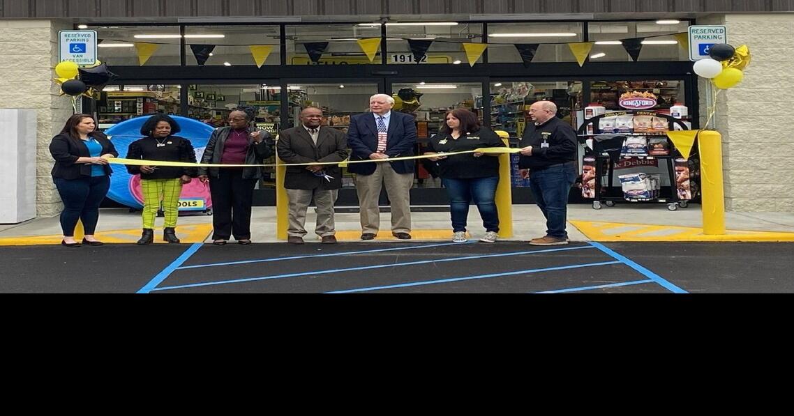 Plantersville officials celebrate Dollar General location with ribbon cutting News