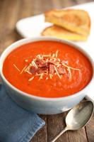 Recipe: Easy tomato soup with bacon