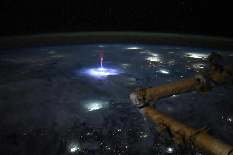 Astronaut captures incredible burst of electricity above Earth