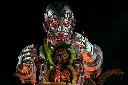 Samba school Academicos de Niteroi from a city neighboring Rio, is the first school to honor a serving president