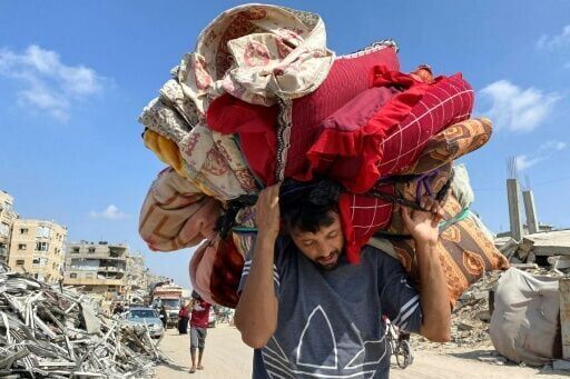 27 killed as Israeli army opens fire near Gaza aid point