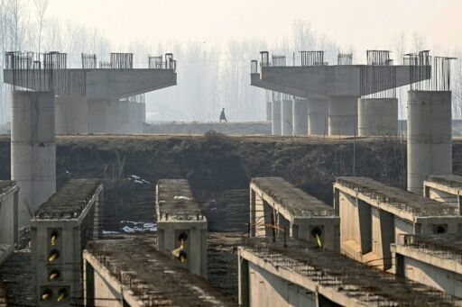 India's infrastructure push engulfs Kashmir farmers' land