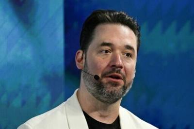 Reddit co-founder joins 'People's Bid' to buy TikTok