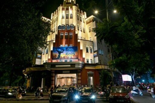India's architecture fans guard Mumbai's Art Deco past
