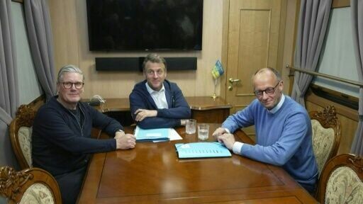 Tracking the disinfo on Macron's 'cocaine use' in Ukraine