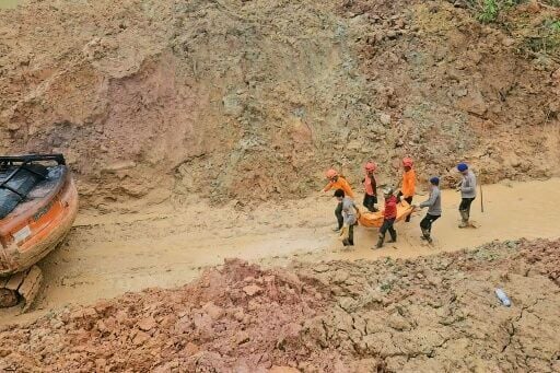 The scale of disaster from floods and landslides caused by heavy rain in Indonesia's Sumatra island is slowly becoming clearer as rescuers reach more remote areas where communications have been cut