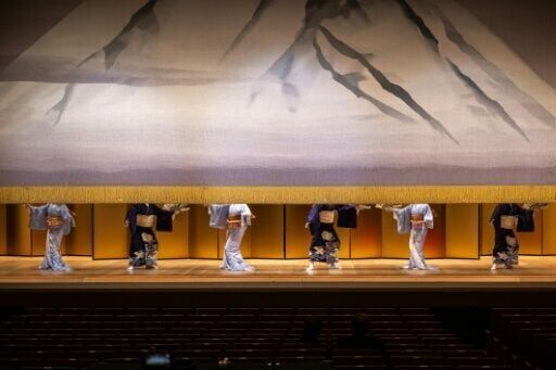 Century-old Tokyo geisha festival revives dying art
