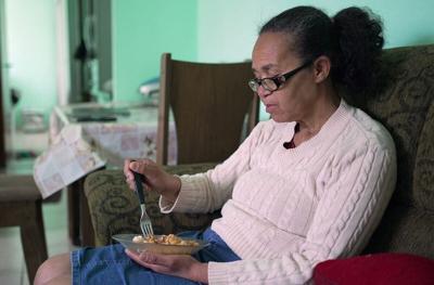 Dining Alone Could Mean Worse Nutrition for Seniors