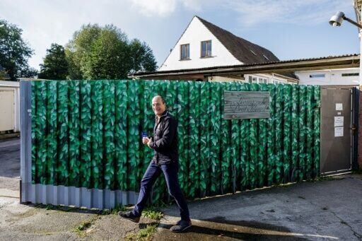 Police raid conspiracy theorist group 'Kingdom of Germany'