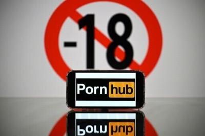 Pornhub owner pressures France over age verification law