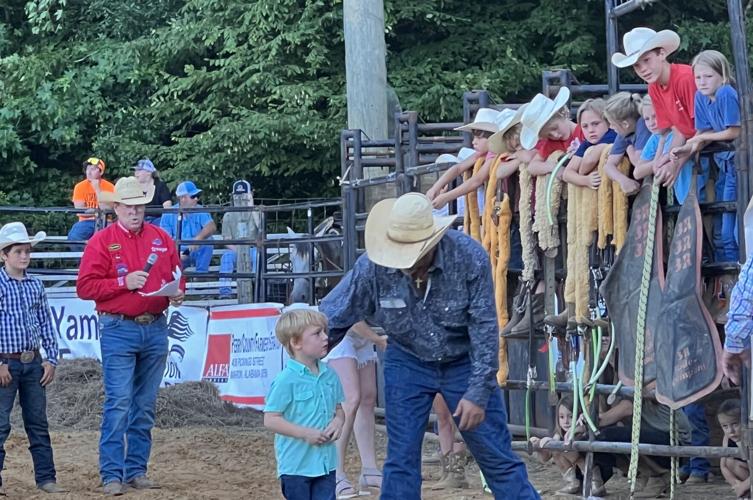 Marion Rodeo draws crowd to Perry County, photo gallery