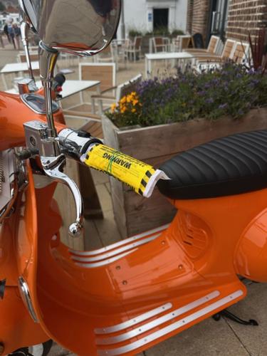 Parking ticket issued to restaurantÂ’s decorative bike mascot