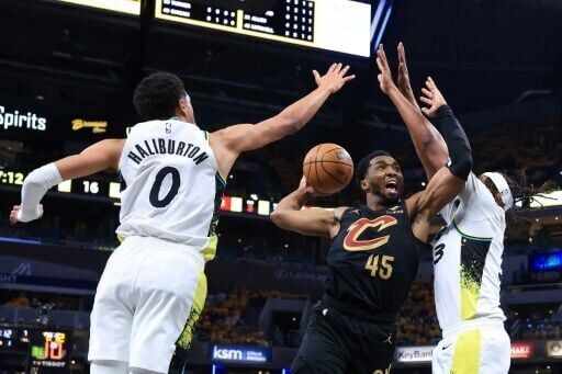 Mitchell magic as Cavs down Pacers, Nuggets silence Thunder in overtime