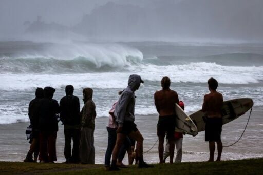 Australia readies as cyclone veers towards eastern coast