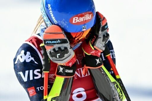 Brignone claims Sestriere giant slalom double after Shiffrin flops out