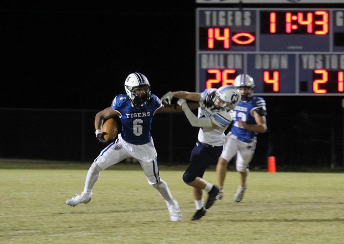 Demopolis tries to run.jpg