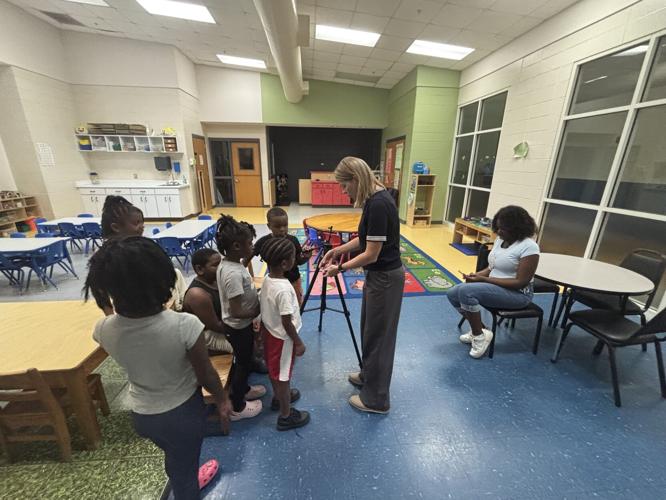 Cindy teaching journalism