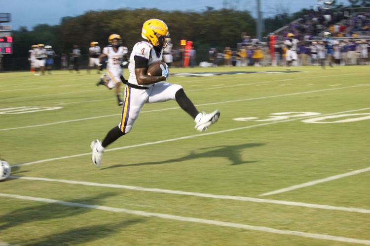 Jackson player running.JPG