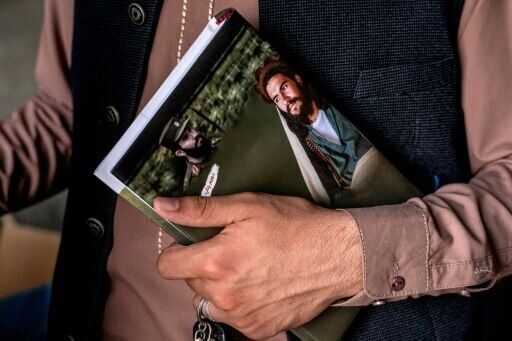 Taliban hang up Kalashnikovs to pen memoirs of Afghan war