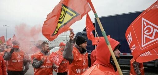 VW workers at an IG Metall union rally in December 2025