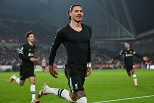 Nunez late show extends Liverpool's lead, Arsenal held by Aston Villa
