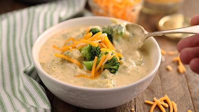 Recipe: Super Simple Broccoli Cheese Soup