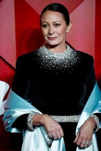 Harris Reed opens with 'rebellious' show at London Fashion Week opening