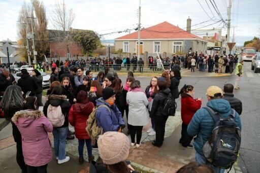 Major offshore quake causes tsunami scare in Chile, Argentina