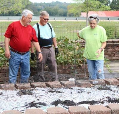 Alabama Cooperative Extension Hosting Garden-to Pantry Workshop in Selma