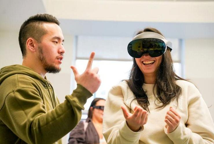 Playing virtual reality games can make you a kinder person, suggests study