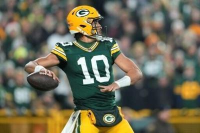 Packers rout Saints 34-0 to clinch NFL playoff berth