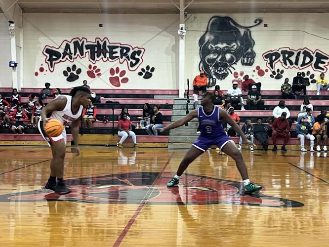 Lady Panthers win at the buzzer, boys break winning streak with loss against Minor