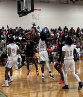 Selma Saints win redemption match against Southside in rivalry game Friday; Lady Saints come up short