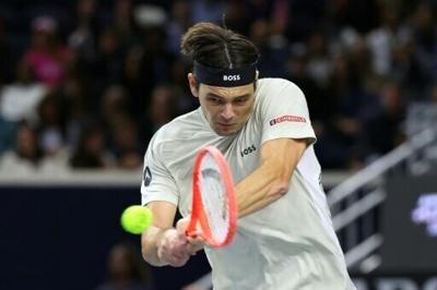 US top seed Taylor Fritz rallied to defeat compatriot Sebastian Korda and reach the semi-finals of the ATP Dallas Open