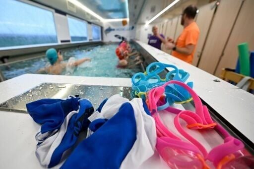 The mobile aquatic centre developed by France's northeastern Moselle region is bringing crucial swimming classes to towns and villages that lack pool facilities