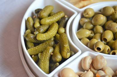 Delta Sigma Theta Sorority to give away free clothes, food on Saturday